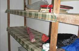 Casa de vanzare, 3 camere, 160 mp utili, 813 mp teren, zona de case!