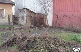 Casa de vanzare, 101 mp, cu teren aferent de 900 mp si front la strada de 20 ml!