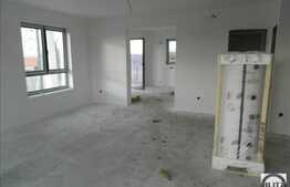 Casa de vanzare, 207 mp, cu teren de 705 mp, zona Exterior Sud!