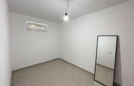 Apartament 3 camere, 52 mp, decomandat, cu parcare