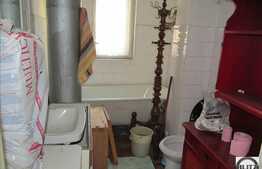 Casa mansardabila, 2 camere, 90 mp, 600 mp teren, front 12 ml, zona linistita!