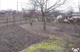 Casa de vanzare, 80 mp utili, teren 860 mp, zona linistita de case