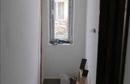 Casa de vanzare 45 mp utili, cu teren de 118 mp, zona centrala!