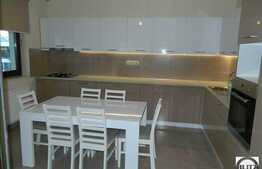 Casa de vanzare, 280 mp, cu teren aferent de 500 mp, complet mobilata!