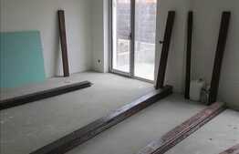 De vanzare casa insiruita, 135 mp, gradina 140 mp, semifinisata, zona Europa !