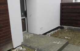 De vanzare casa insiruita, 135 mp, gradina 140 mp, semifinisata, zona Europa !