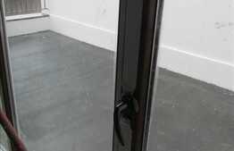 De vanzare casa insiruita, 135 mp, gradina 140 mp, semifinisata, zona Europa !