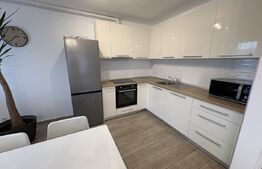 Apartament 2 camere, 70 mp, parcare, zona Semi-centrala