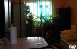 1 cam decomandata in Marasti!