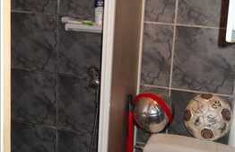 1 cam decomandata in Marasti!