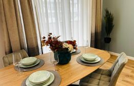 Apartament 3 camere, LUX, intermediar, garaj, CF iesit, zona centrala ! 