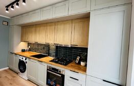 Apartament 3 camere, LUX, intermediar, garaj, CF iesit, zona centrala ! 