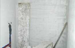 Vanzare casa 5 camere, 160 mp, 500 mp teren, front la 2 strazi, zona de case!