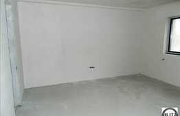 Vanzare casa 5 camere, 160 mp, 500 mp teren, front la 2 strazi, zona de case!