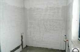 Vanzare casa 5 camere, 160 mp, 500 mp teren, front la 2 strazi, zona de case!