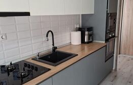 Apartament decomandat, mobilat si utilat, parcare inclusa in pret, zona Eroilor