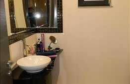 Casa moderna, 385 mp utili, teren 900 mp, imobil nou, zona linistita de case!