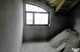 Casa de vanzare in zona Campului, D+P+M, 324 mp utili,555 mp teren!