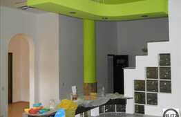 Casa individuala, 266 mp, teren 200 mp, zona centrala!