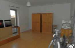 De vanzare asa cu 3 camere, 78 mp, teren 300 mp, front 15 ml, zona linistita!