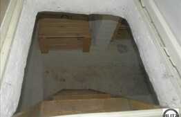 De vanzare asa cu 3 camere, 78 mp, teren 300 mp, front 15 ml, zona linistita!