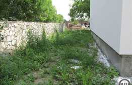 Triplex de vanzare in zona rezidentiala de top! 116 mp! Semifinisat!