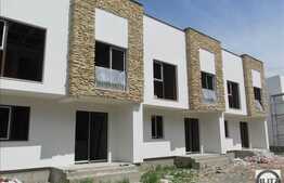 Triplex de vanzare in zona rezidentiala de top! 116 mp! Semifinisat!