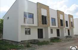 Triplex de vanzare in zona rezidentiala de top! 116 mp! Semifinisat!