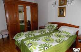 Casa cuplata cu 4 camere, 180 mp utili, teren 400 mp, zona linistita de case