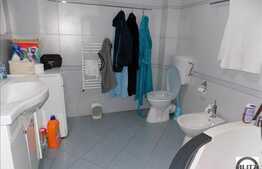 Casa cuplata cu 4 camere, 180 mp utili, teren 400 mp, zona linistita de case