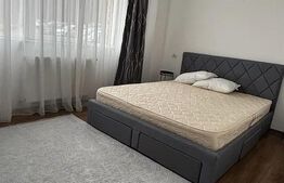 Apartament 3 camere, parcare, zona Vivo