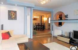 Vanzare casa de lux, 238 mp, teren 500 mp, 2 fronturi stradale, zona centrala!