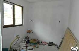 Vanzare casa 98 mp utili, teren 200 mp, front 13.6 ml, semifinisat, imobil nou