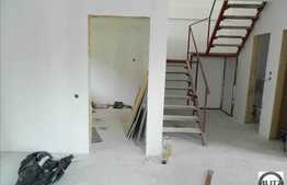 Vanzare casa 98 mp utili, teren 200 mp, front 13.6 ml, semifinisat, imobil nou