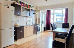 Apartament spatios cu 2 camere, 67mp, etaj intermediar, parcare, Florilor