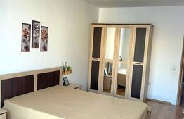 Apartament spatios cu 2 camere, 67mp, etaj intermediar, parcare, Florilor