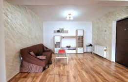 Apartament spatios cu 2 camere, 67mp, etaj intermediar, parcare, Florilor