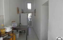 Casa cu 4 camere, 115 mp, teren 300 mp, 18 ml front stradal, zona Piata 14 Iulie