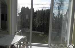 Casa cu 4 camere, 115 mp, teren 300 mp, 18 ml front stradal, zona Piata 14 Iulie