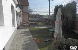 Casa cu 4 camere, 115 mp, teren 300 mp, 18 ml front stradal, zona Piata 14 Iulie