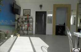 Casa cu 4 camere, 115 mp, teren 300 mp, 18 ml front stradal, zona Piata 14 Iulie