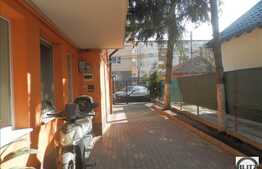 Casa de vanzare 200 mp, teren 386 mp, imobil nou, zona accesibila catre centru!