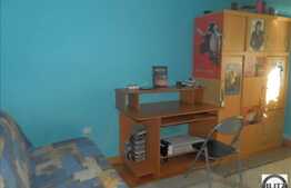 Casa de vanzare 200 mp, teren 386 mp, imobil nou, zona accesibila catre centru!