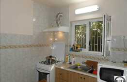 Casa individuala de vanzare, 200 mp, 500 mp teren, mobilata, zona Plopilor