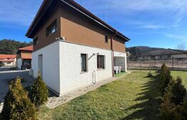 Casa individuala 177 mp, 5 camere, teren 366 mp, zona Parc Colina