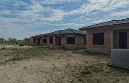 Casa individuala la rosu 103-108mp, intr-un cartier nou in Mihai Viteazu