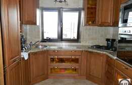 Vanzare casa cu 7 camere, 180 mp, teren 462 mp, priveliste deosebita!