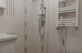 Apartament 3 camere, decomandat, zona UMF
