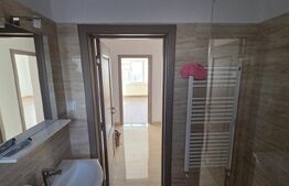 Apartament de 3 camere, 61 mp, zonă centrală