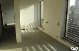 Duplex de vanzare, 90 mp utili, teren 200 mp, semifinisat, zona Fabricii!